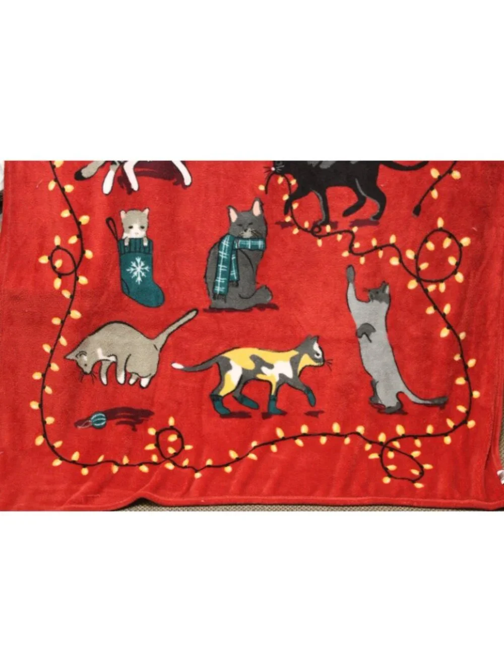 Vera Bradley Christmas cat Plush Soft Fleece Throw Blanket Holiday Lights Red